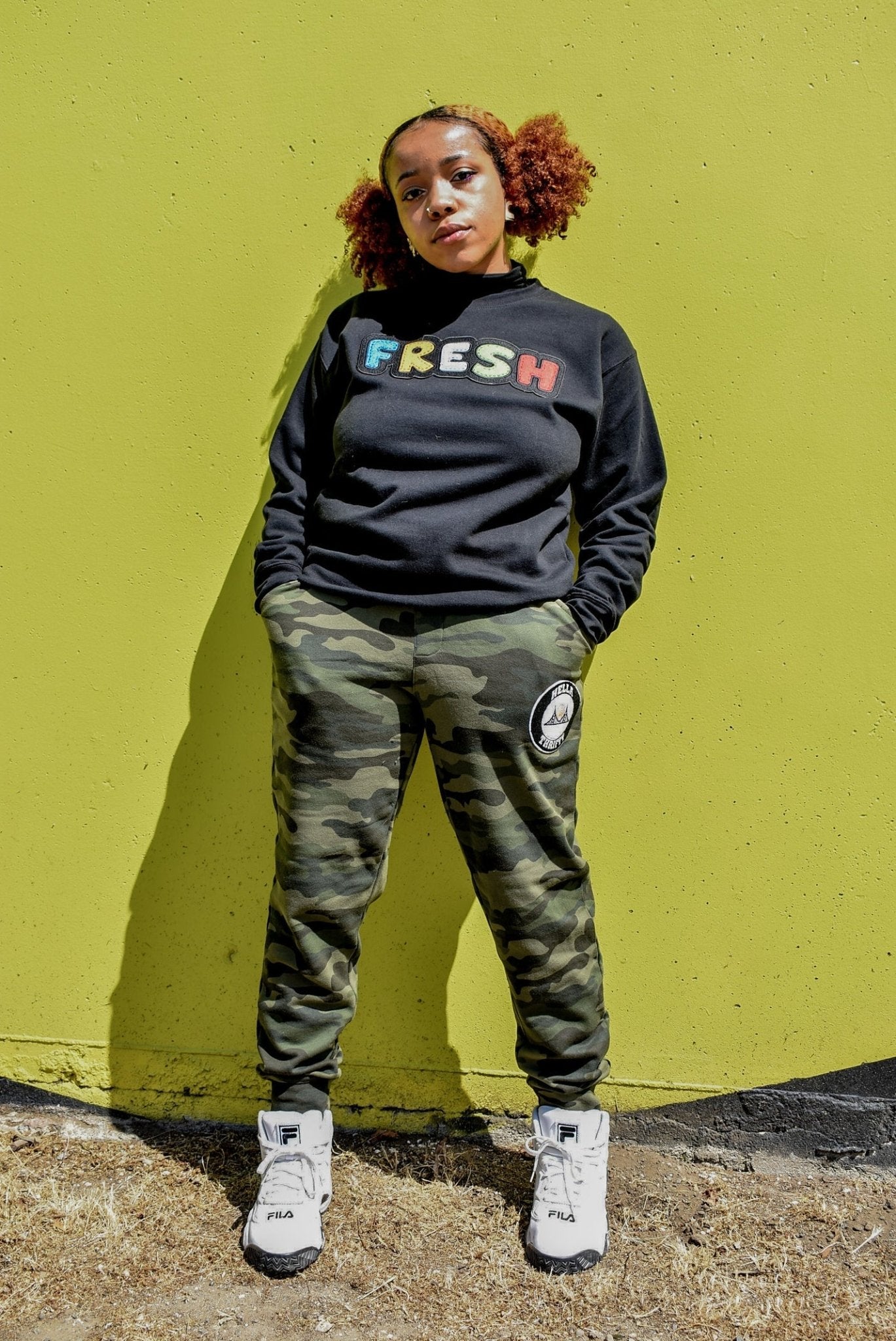 90s Sweatshirt - HellaThrifty